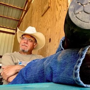 Meet your Posher, Eric